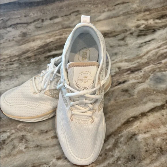 New Balance White and Beige Athletic Shoes - Picture 5 of 7